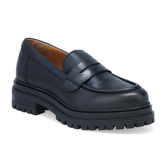Miz Mooz Legend Black Leather Chunky Platform Loafer size 38 (7.5 or 8) - Picture 2 of 13
